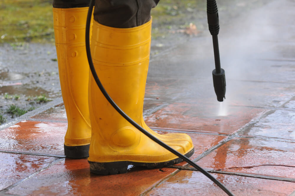 Forecourt Pressure Washing-Near-You